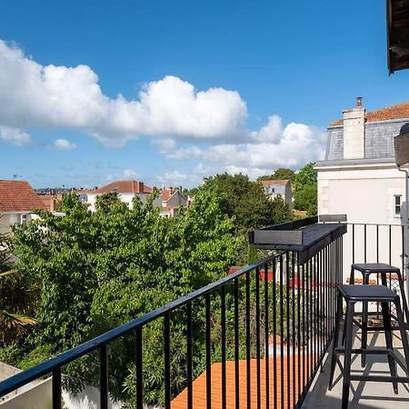 Superbe Appartement Facon Loft A 2 Pas Du Centre ! La Rochelle  Buitenkant foto